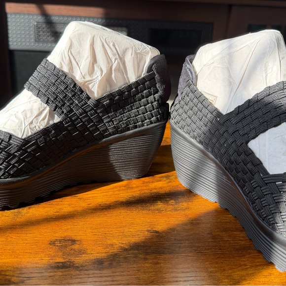 Wt Mountain black Woven Strap wedge heeled shoes 8.5 - Picture 6 of 9